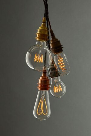 DECORATIVE HANGING LIGHT / BULB